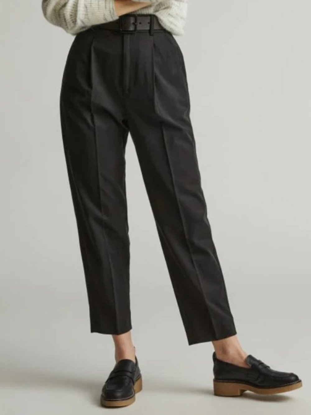 Everlane The Draper Tapered Pant in Buttersmooth in Black, 8